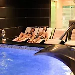 호텔 Qh Centro 3*