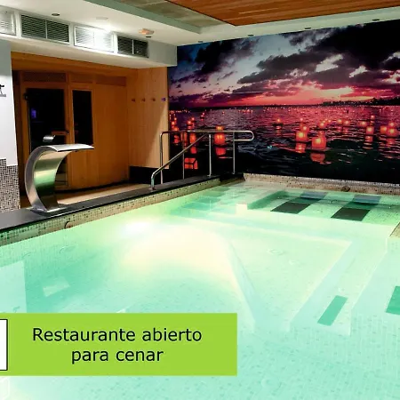 Hotel Qh Centro Leão