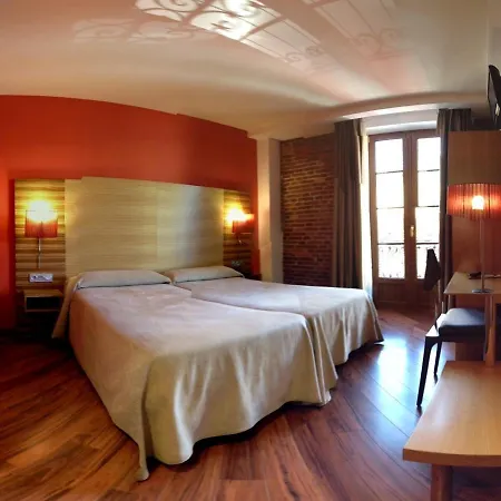 Qh Centro 3* Leon