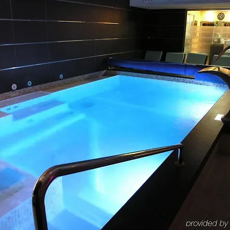 Qh Centro 3* León