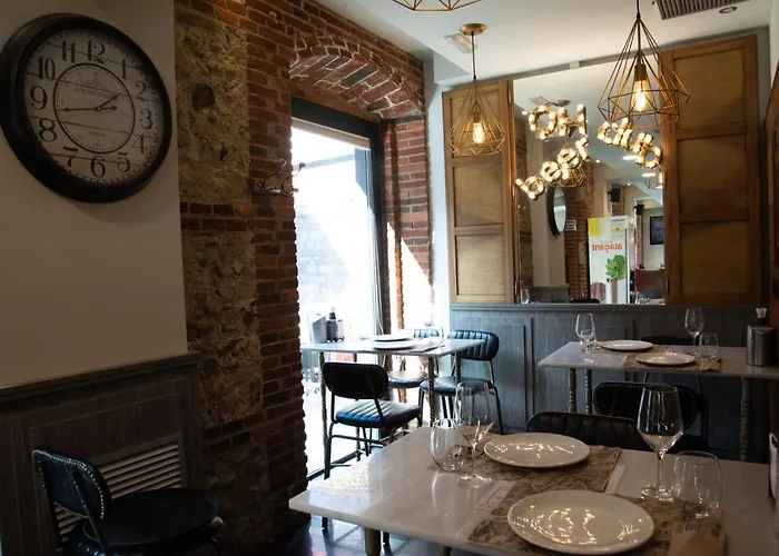 莱昂中央spaqh酒店 莱昂