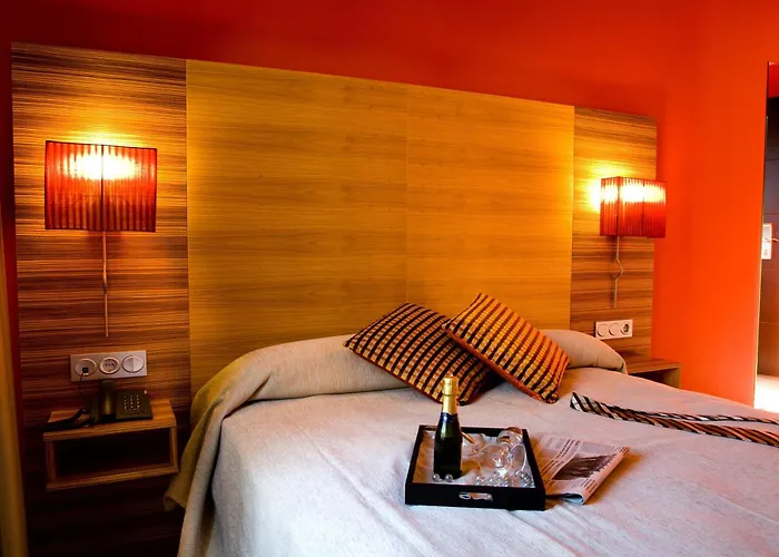 莱昂中央spaqh酒店