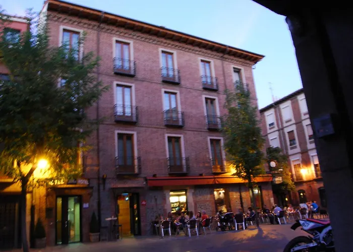 莱昂中央spaqh酒店 酒店 莱昂