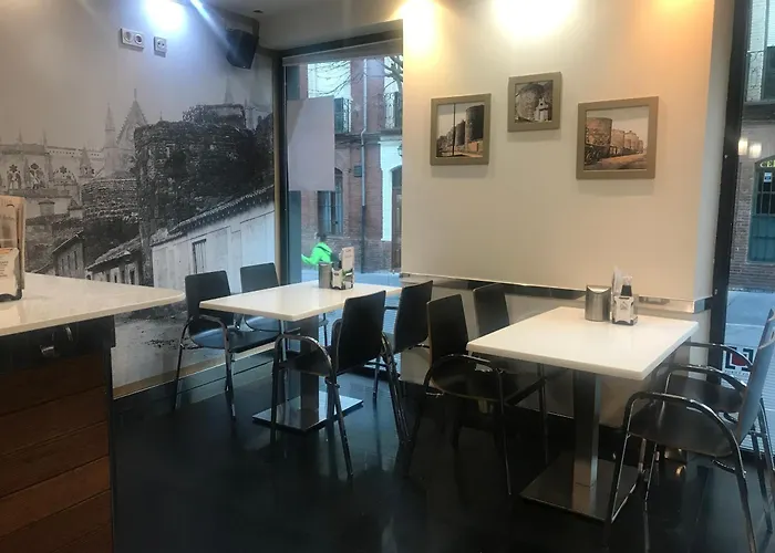 莱昂中央spaqh酒店