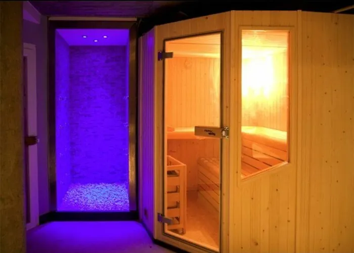 莱昂中央spaqh酒店 酒店